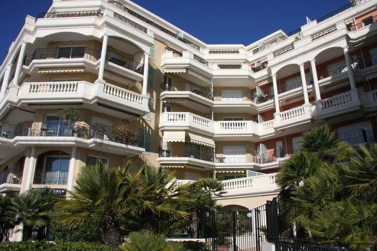 Sharon Apartment In Victoria Beach Mentone